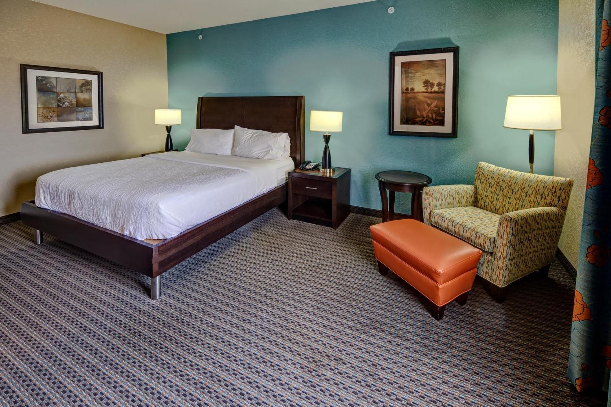 Hilton Garden Inn Midtown Талса Экстерьер фото