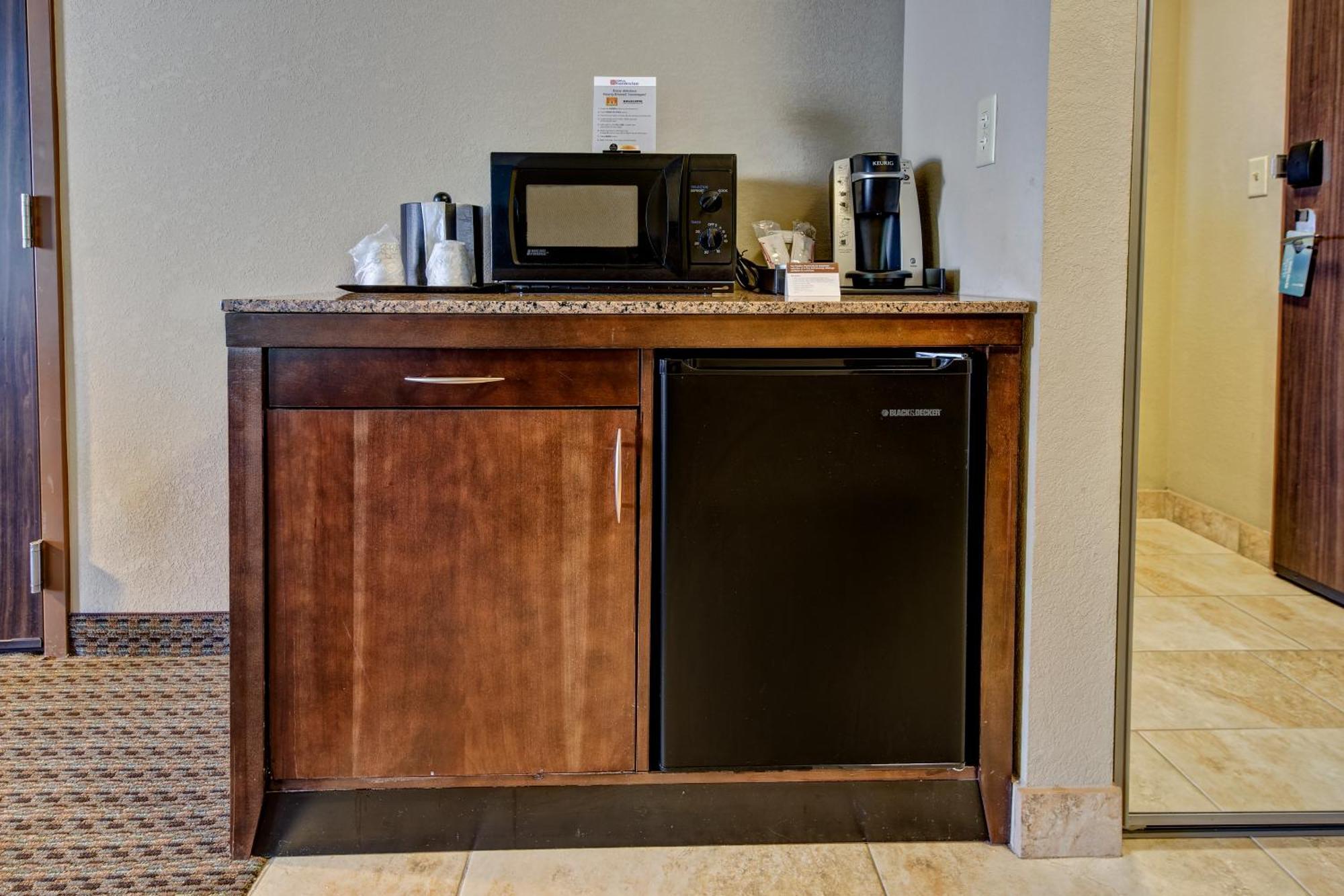 Hilton Garden Inn Midtown Талса Экстерьер фото