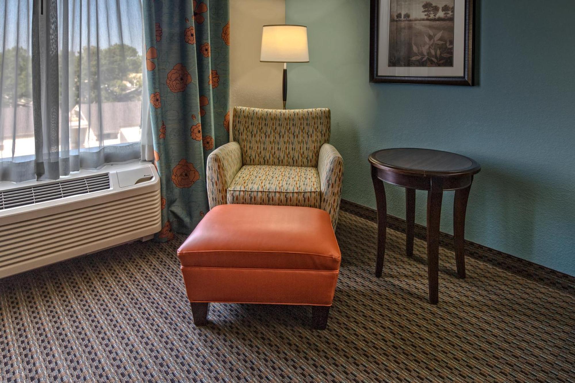 Hilton Garden Inn Midtown Талса Экстерьер фото
